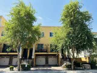 Photo #1: 6733535 Listing 