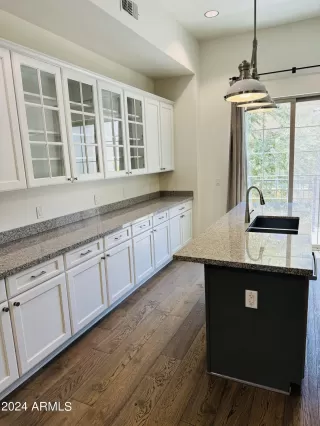 Photo #4: 6733535 Listing 