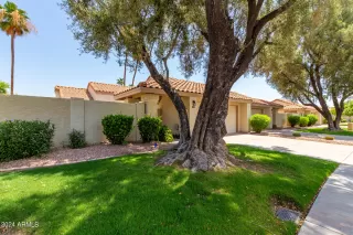 Photo #6: 6733589 Listing