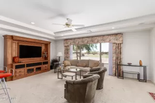 Photo #4: 6733690 Listing