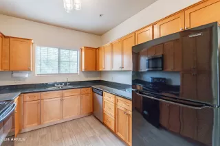 Photo #3: 6733769 Listing