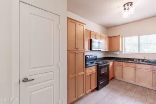 Photo #4: 6733769 Listing