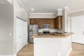 Photo #5: 6733816 Listing