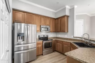 Photo #6: 6733816 Listing