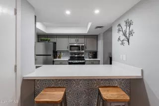 Photo #3: 6733847 Listing 