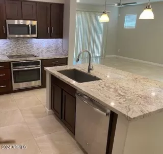 Photo #1: 6733858 Listing 