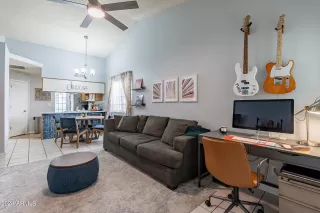 Photo #1: 6733997 Listing 