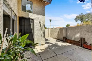 Photo #2: 6734019 Listing 