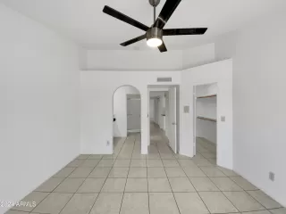 Photo #2: 6734204 Listing