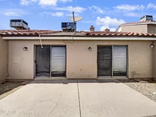 Photo #5: 6734204 Listing