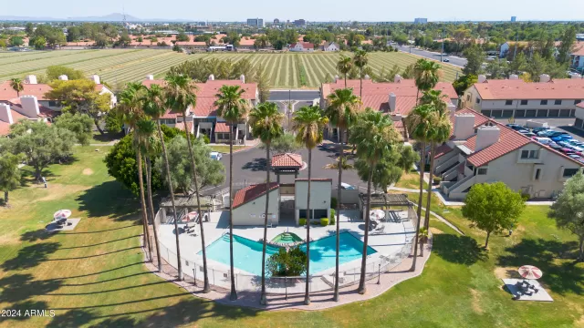 MLS: 6734295 Condo For Sale