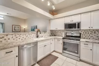 Photo #1: 6734678 Listing