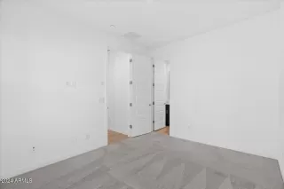 Photo #4: 6734723 Listing