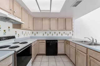 Photo #2: 6734914 Listing