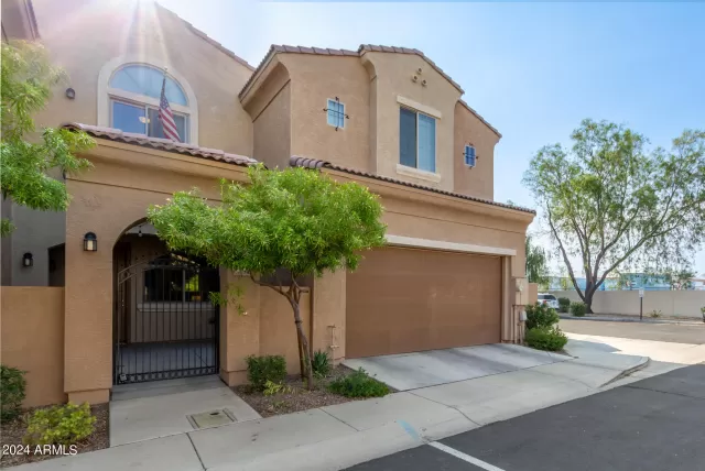 MLS: 6735159 Condo For Sale