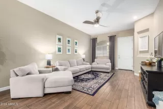 Photo #5: 6735159 Listing 