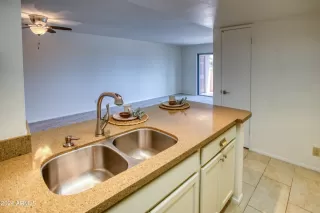 Photo #6: 6735186 Listing