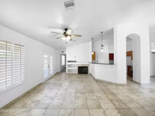 Photo #2: 6735374 Listing 