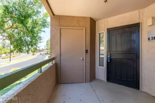 Photo #2: 6735504 Listing