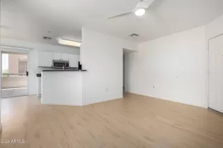 Photo #4: 6735504 Listing