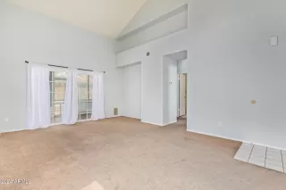 Photo #5: 6735581 Listing