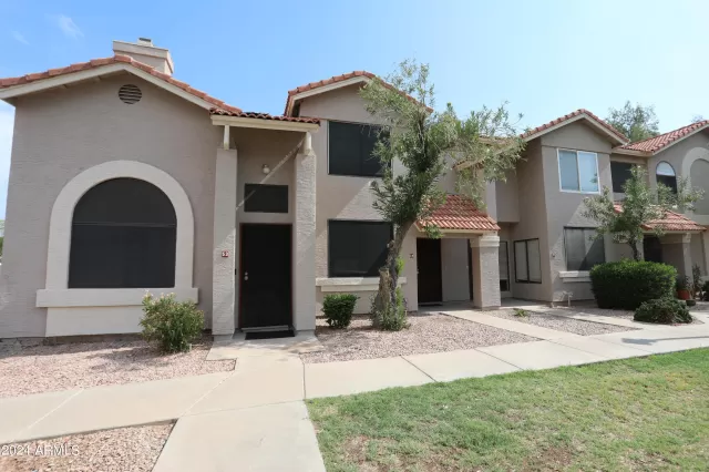 MLS: 6735633 Condo For Sale