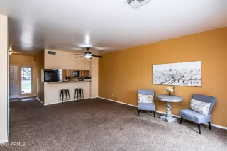Photo #3: 6735633 Listing 
