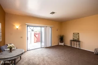 Photo #5: 6735633 Listing 