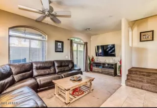 Photo #2: 6735697 Listing