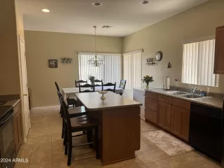 Photo #3: 6735848 Listing