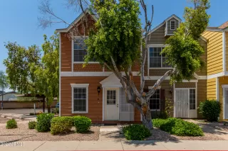 Photo #1: 6735953 Listing 