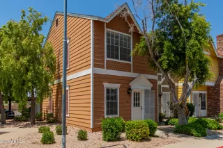 Photo #3: 6735953 Listing 