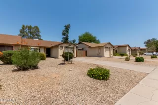 Photo #4: 6736083 Listing