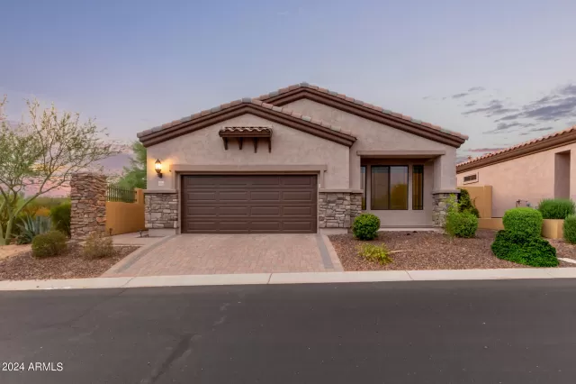 MLS: 6736264 Condo For Sale