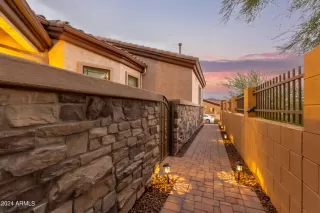 Photo #6: 6736264 Listing 