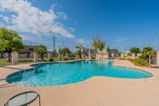 Photo #5: 6736431 Listing 