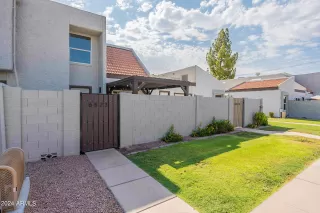 Photo #6: 6736431 Listing 