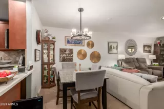 Photo #1: 6736622 Listing