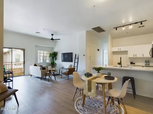 MLS: 6736715 Condo For Sale