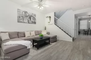 Photo #2: 6737032 Listing