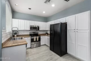 Photo #4: 6737032 Listing