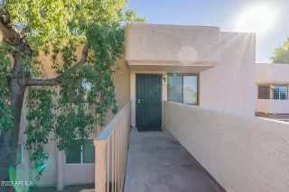 Photo #2: 6737066 Listing