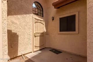 Photo #3: 6737084 Listing 