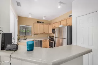 Photo #6: 6737324 Listing