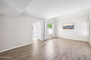 Photo #3: 6737393 Listing 