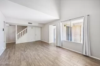 Photo #6: 6737393 Listing 