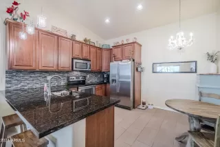 Photo #1: 6737415 Listing