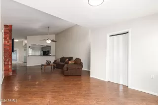 Photo #2: 6737543 Listing