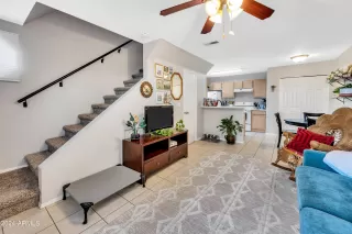 Photo #4: 6737597 Listing