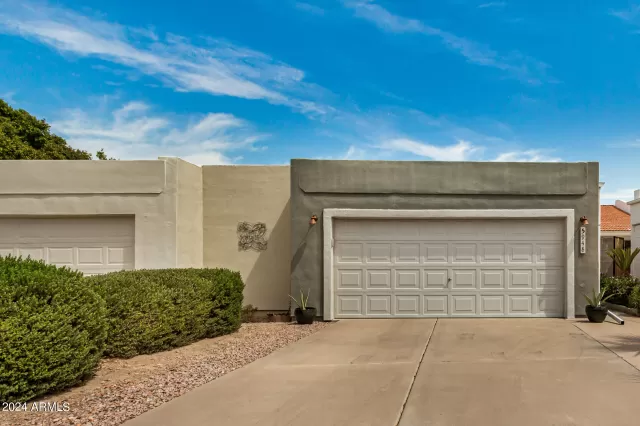 MLS: 6737720 Condo For Sale